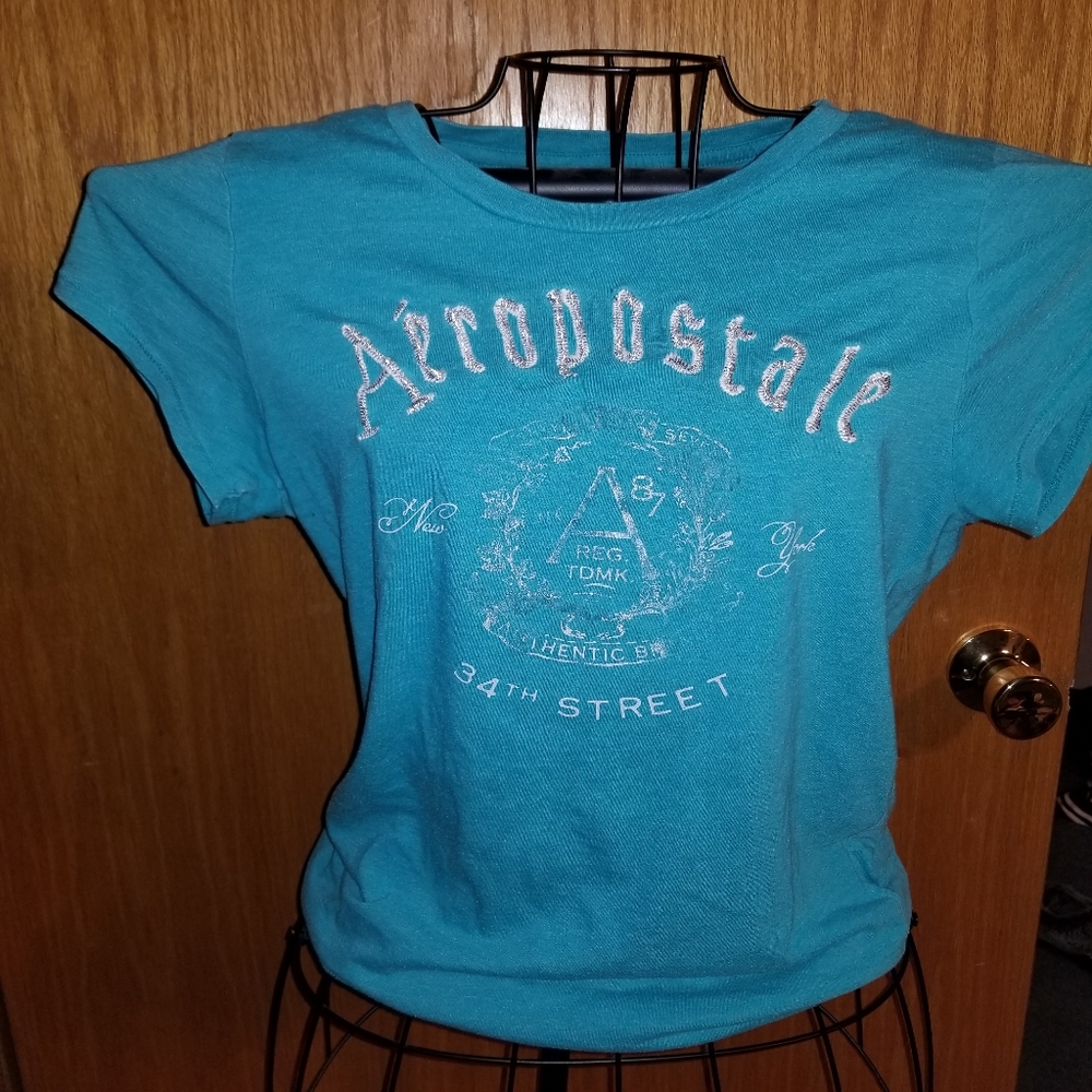 Aeropostale shirt🎁